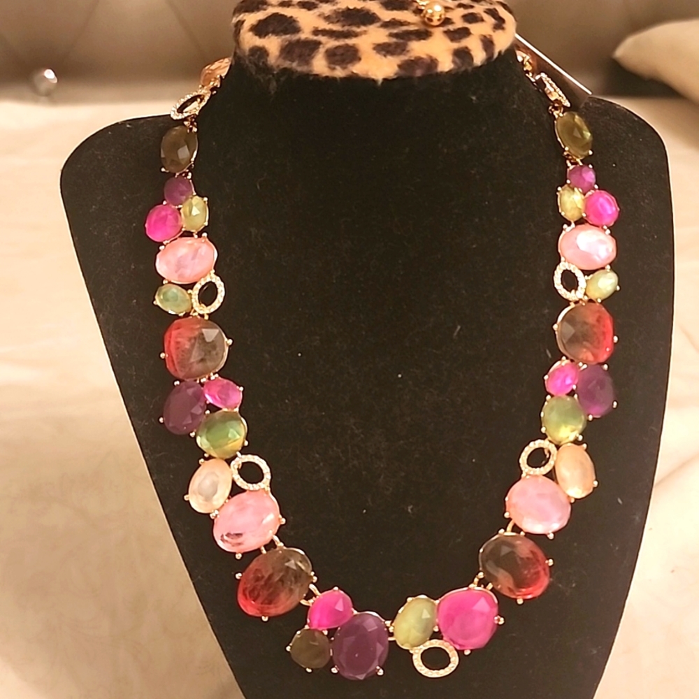 White house black market semi precious stones Milticolor pink necklace NWT!